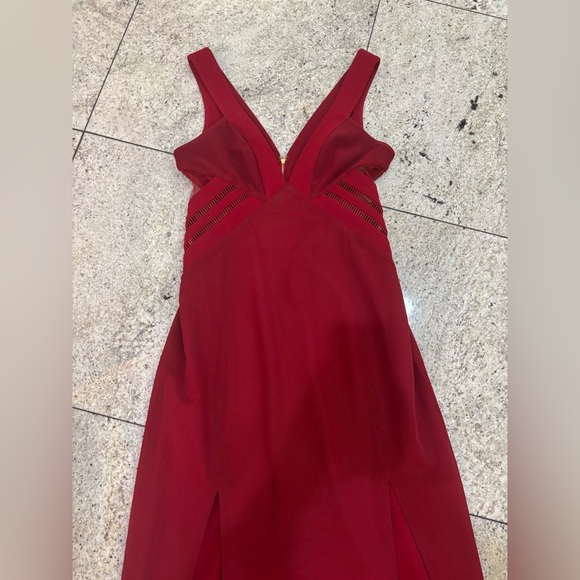 Three floor. Dark red size 6 dress. - Picture 4 of 4